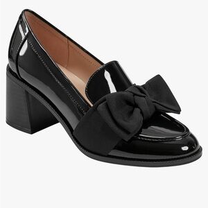 Black Bandolino Loafer Heels with bow detail